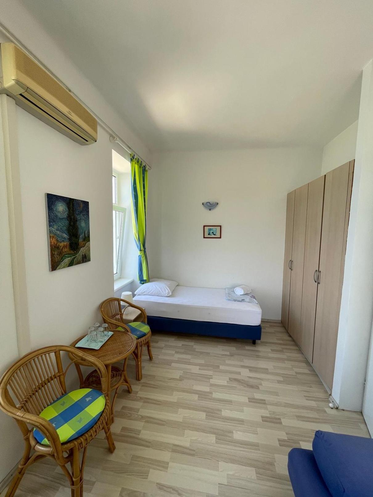 אומיסאליי Bed&Breakfast Villa Eva חדר תמונה