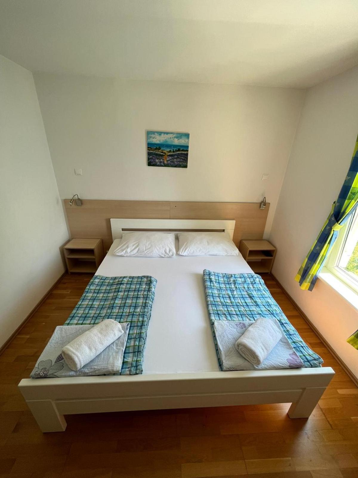 אומיסאליי Bed&Breakfast Villa Eva חדר תמונה